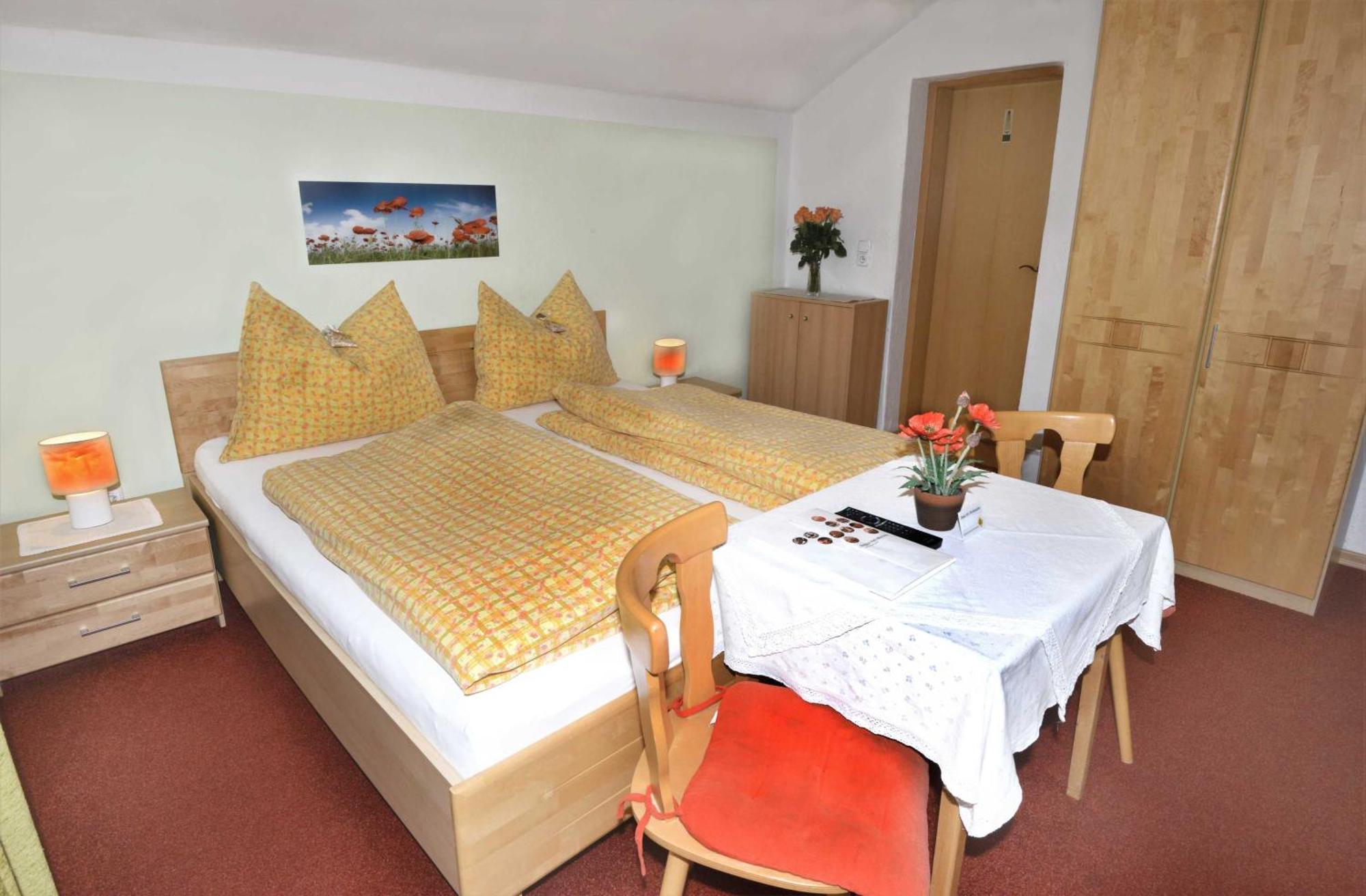Gaestehaus Sonnenheim Thaur Екстериор снимка