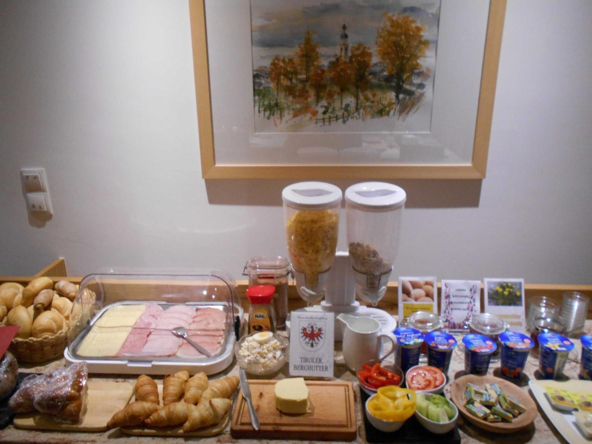 Gaestehaus Sonnenheim Thaur Екстериор снимка